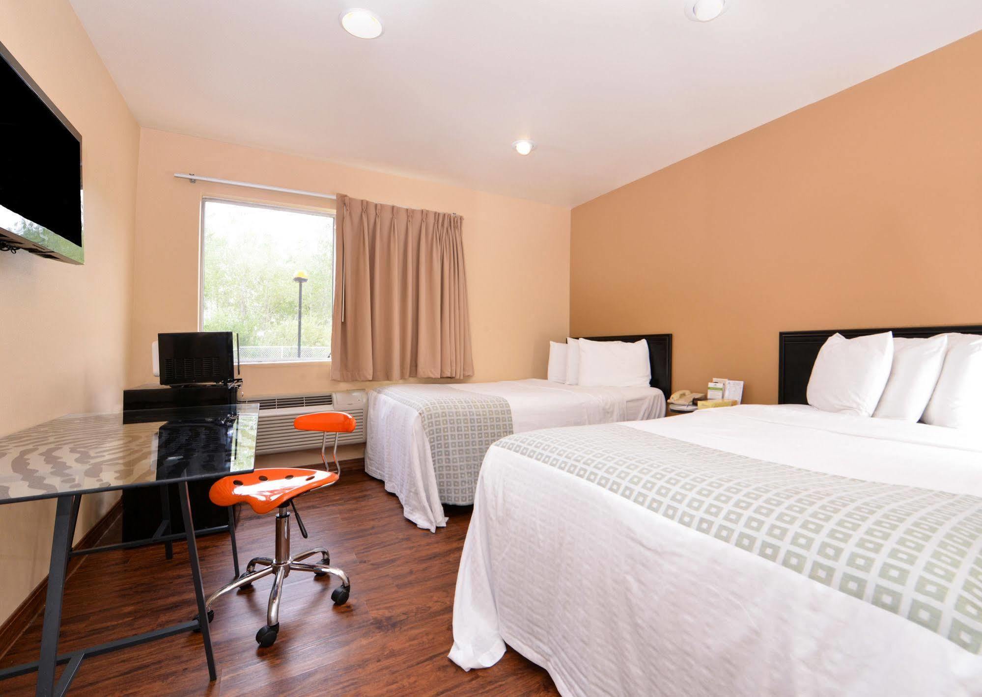 Valued Mayflower Hotel 2*